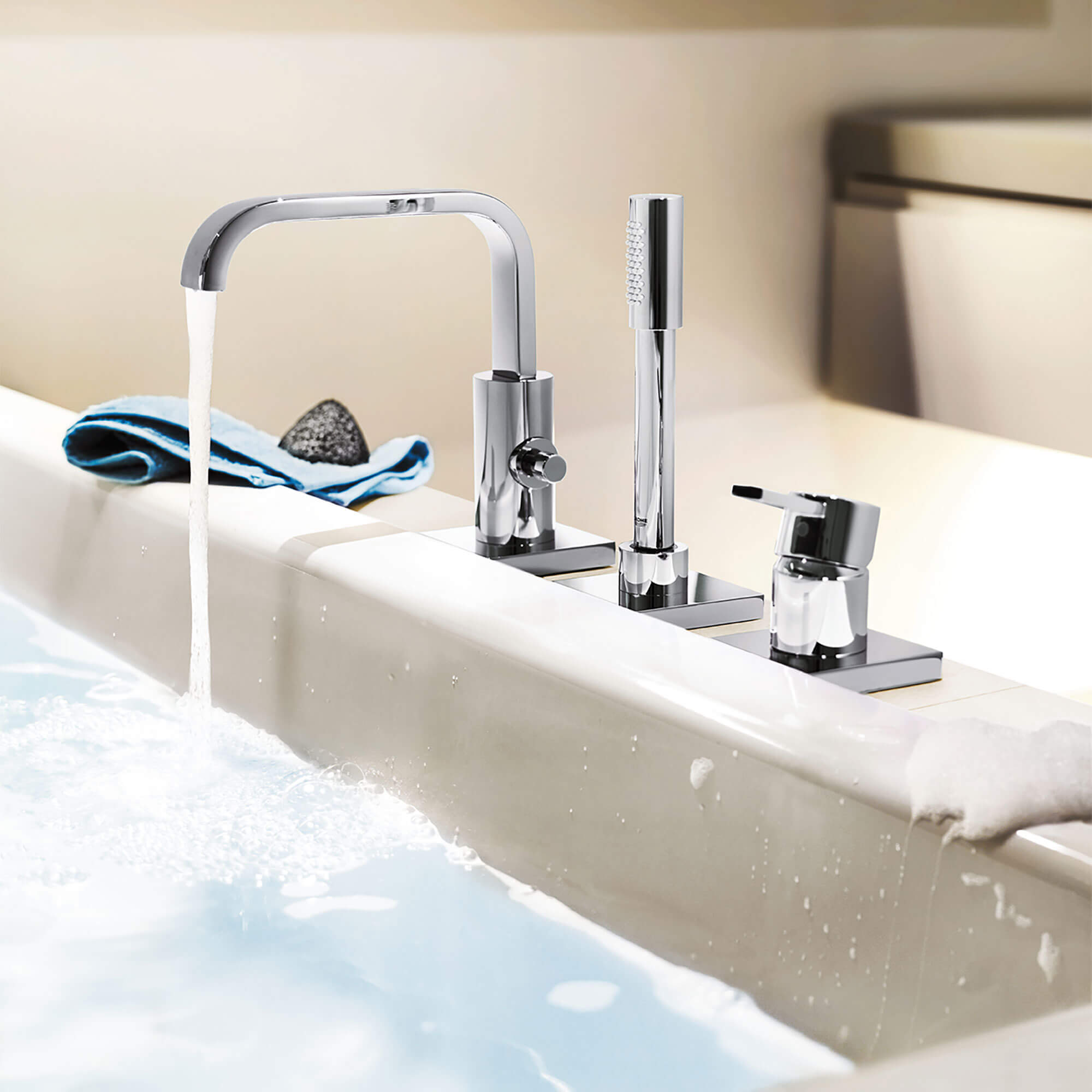 Bathtub Faucet Replacement | Lifetime Plumbing in Skokie, IL